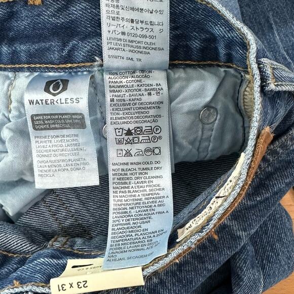 Levi’s 501 ‘81 Jeans Blue Beauty Medium Wash Mom Jean Tapered Leg  size 23 - Picture 10 of 11